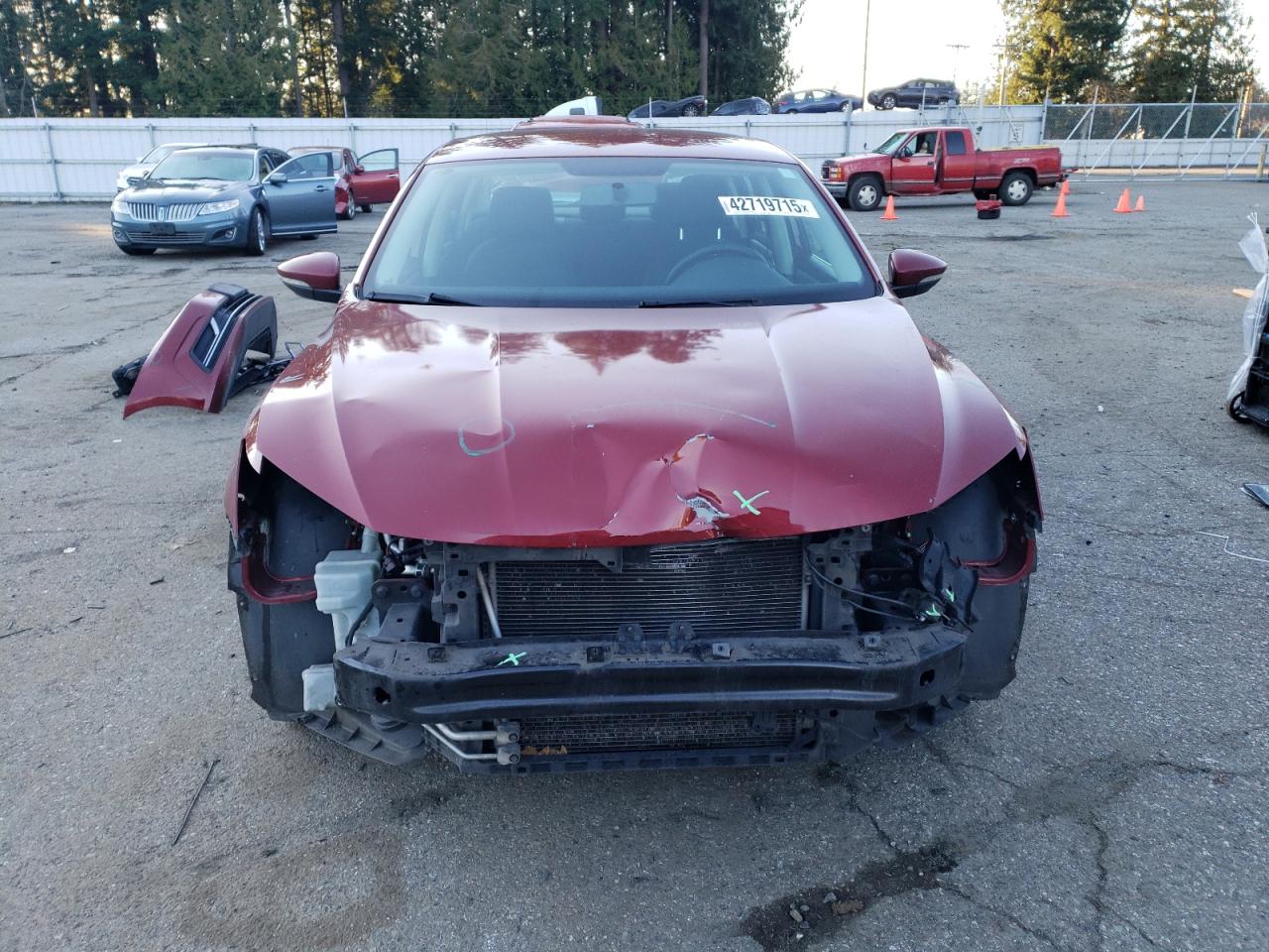 2016 Volkswagen Passat VIN 1VWAT7A3XGC017259 Copart auction photo, front end damage thumbnail 5