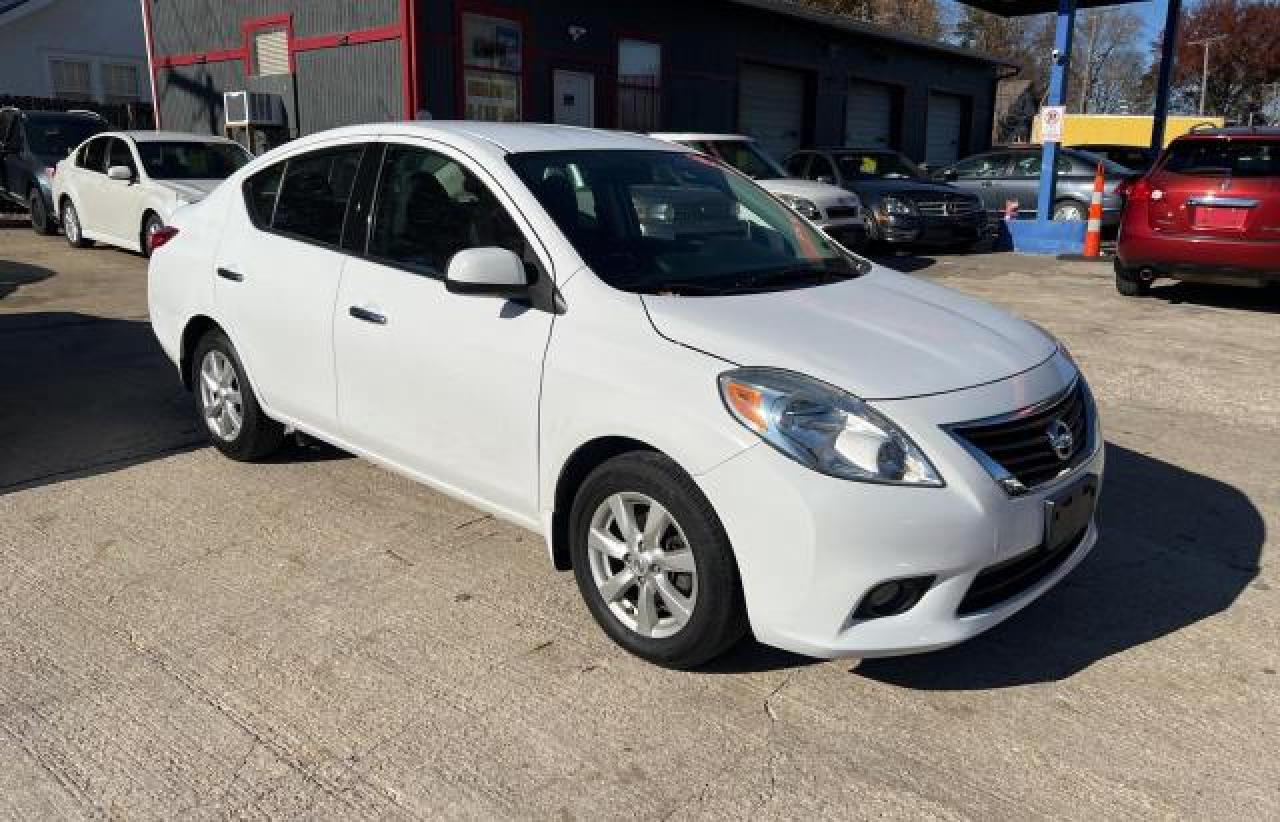 2014 Nissan Versa VIN 3N1CN7AP9EL827155
