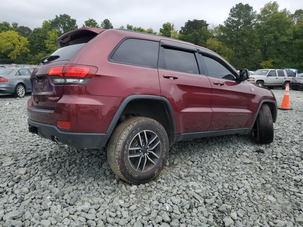 2019 Jeep Grand Cherokee VIN 1C4RJFLT9KC718628 Copart auction photo, front end / undercarriage damage thumbnail 3