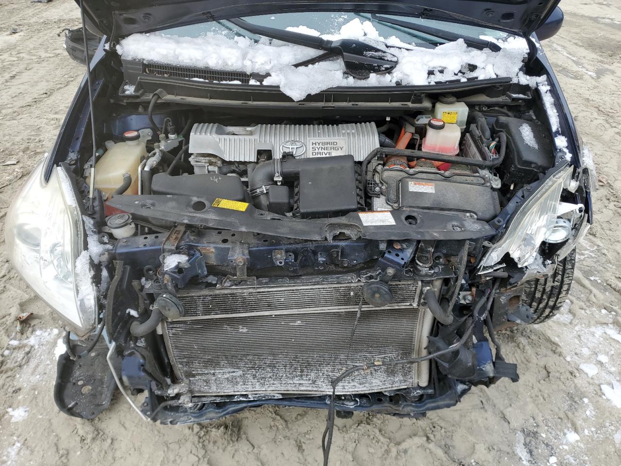 2015 Toyota Prius VIN JTDKN3DU4F1919446 Copart auction photo, front end / minor dent/scratches damage thumbnail 11