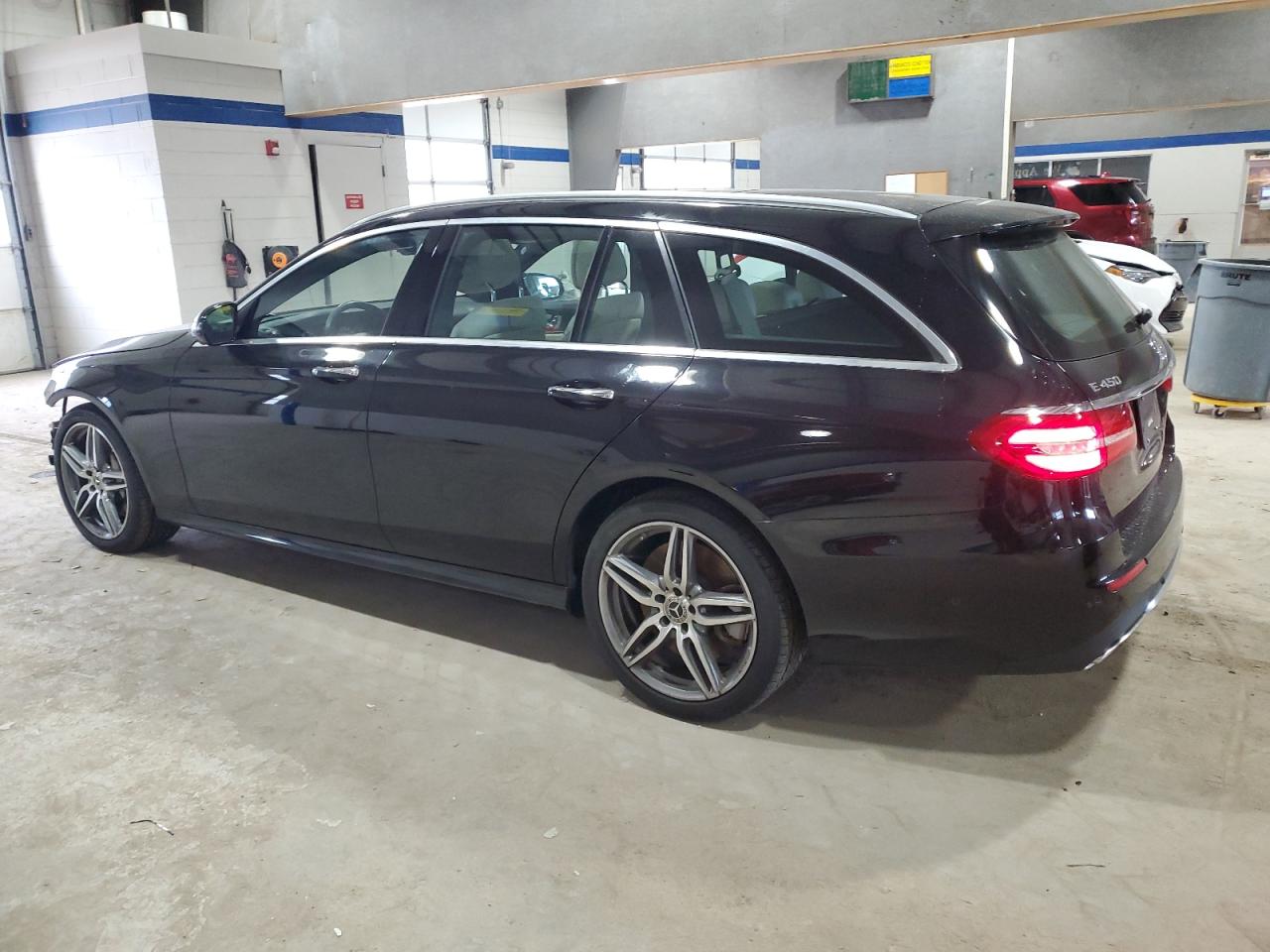 2019 Mercedes-Benz E-klasse VIN WDDZH6JB9KA532482 Copart auction photo, front end damage thumbnail 2