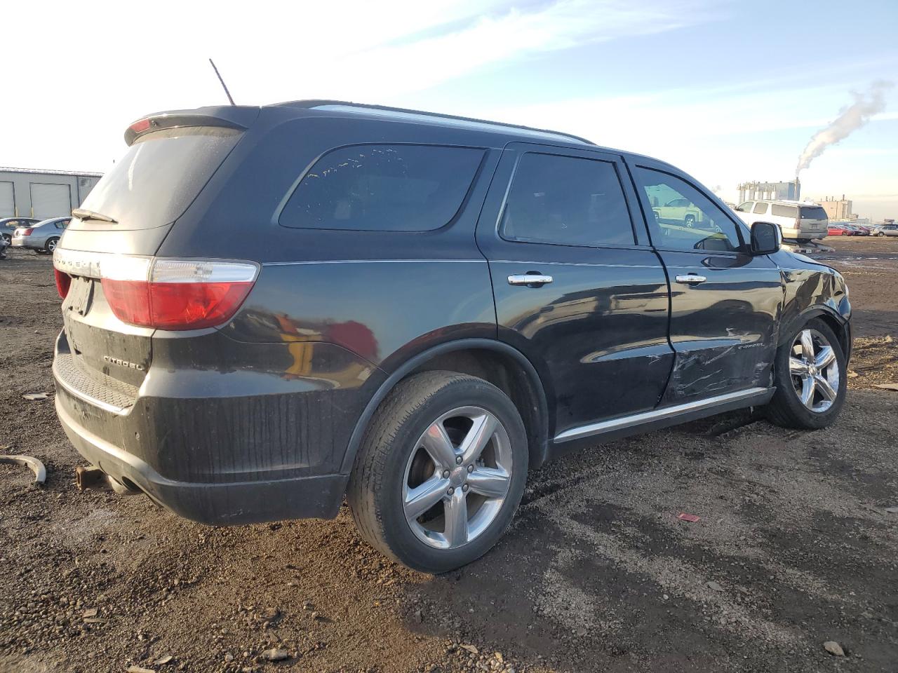 2013 Dodge Durango VIN 1C4SDJET1DC615974 Copart auction photo, side / front end damage thumbnail 3