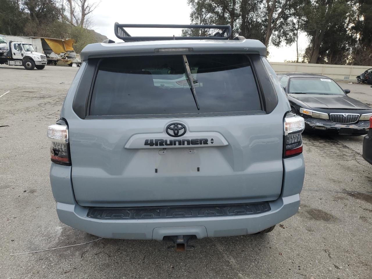 2021 Toyota 4Runner VIN JTEBU5JR7M5962369 Copart auction photo, all over damage thumbnail 6