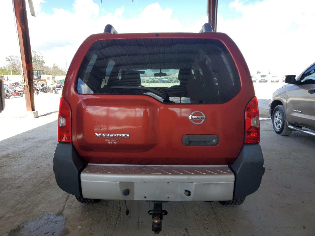 2011 Nissan XTerra VIN 5N1AN0NU3BC510499 Copart auction photo, minor dent/scratches damage thumbnail 6