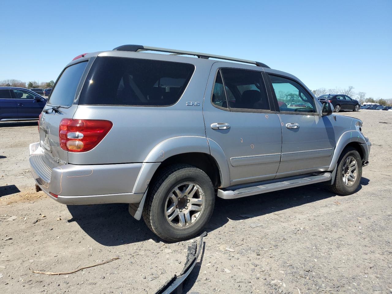 2004 Toyota Sequoia VIN 5TDBT44A74S211466 Copart auction photo, front end damage thumbnail 3