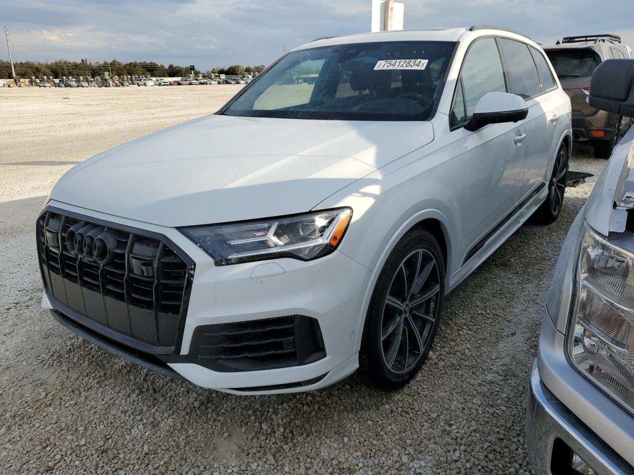 2023 Audi Q7 VIN WA1VXBF70PD002040