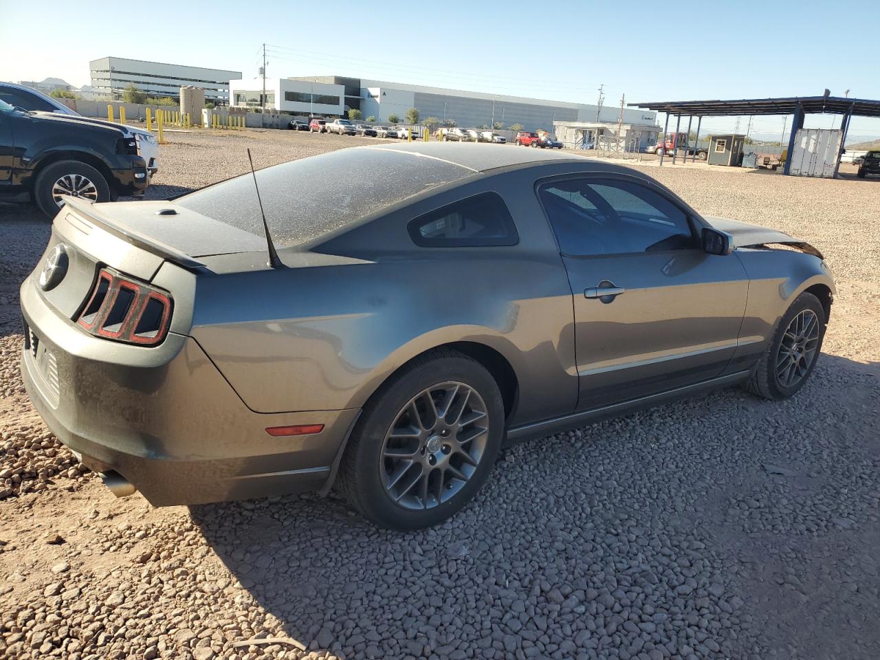 2013 Ford Mustang VIN 1ZVBP8AM7D5238650 Copart auction photo, front end damage thumbnail 3