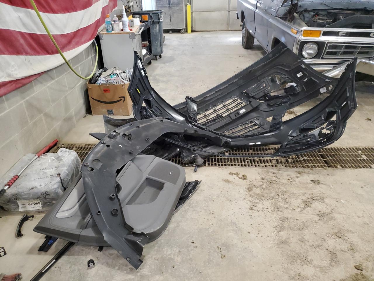 2016 Chevrolet Traverse VIN 1GNKRHKD6GJ126906 Copart auction photo, all over / front end damage thumbnail 13
