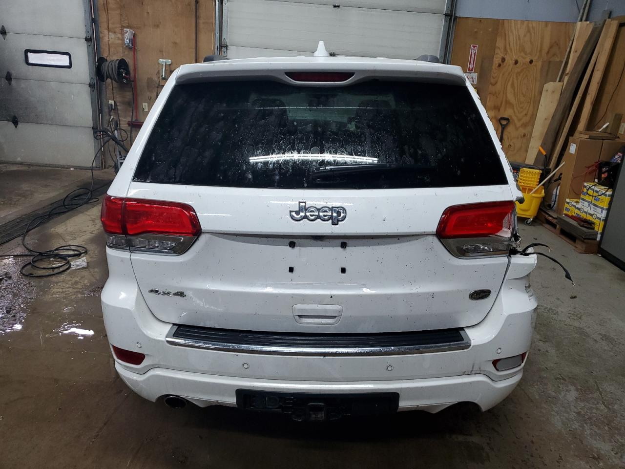2021 Jeep Grand Cherokee VIN 1C4RJFCT3MC584332 Copart auction photo, front end / undercarriage damage thumbnail 6