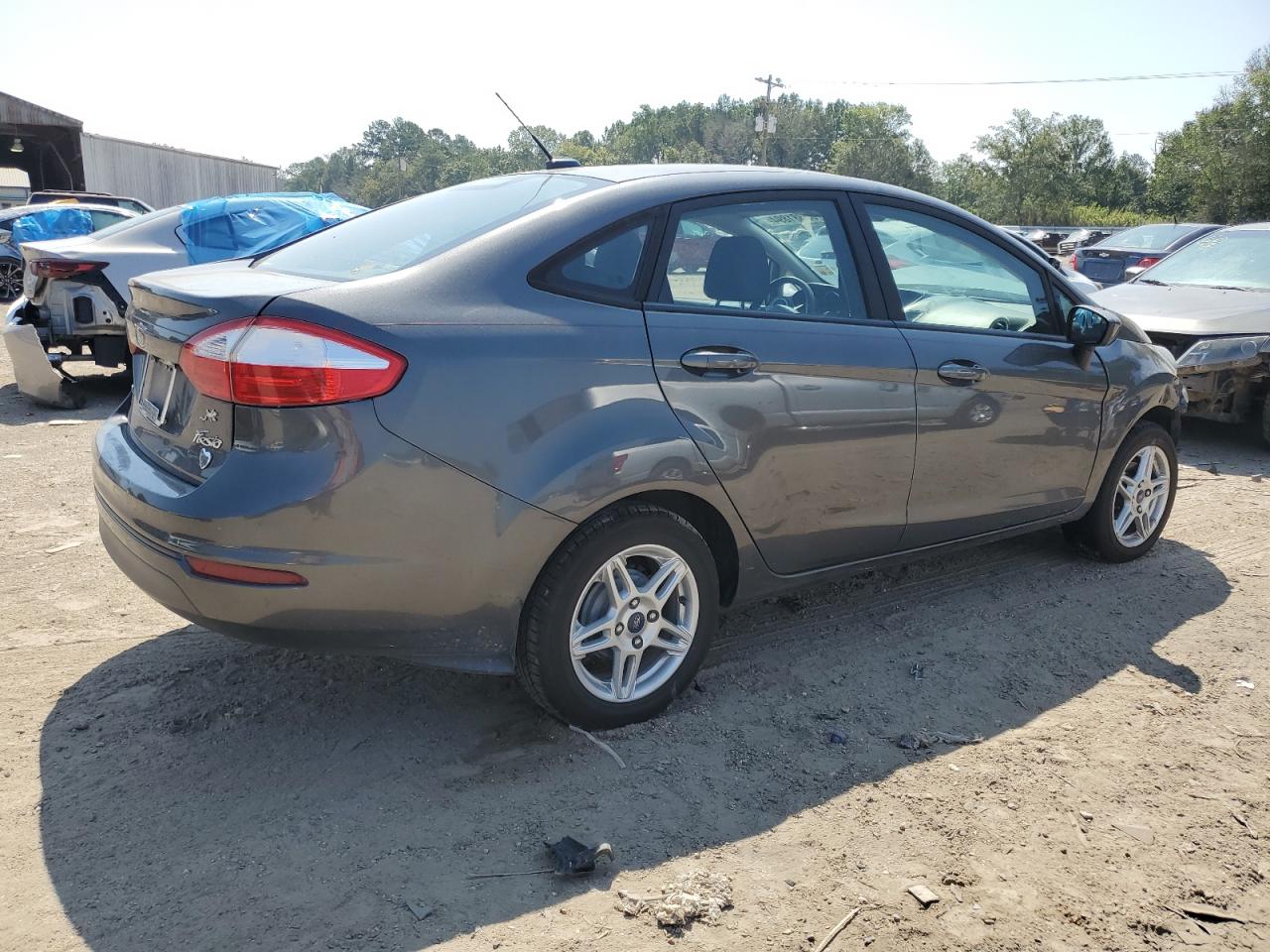 2019 Ford Fiesta VIN 3FADP4BJ2KM125999 Copart auction photo, front end damage thumbnail 3