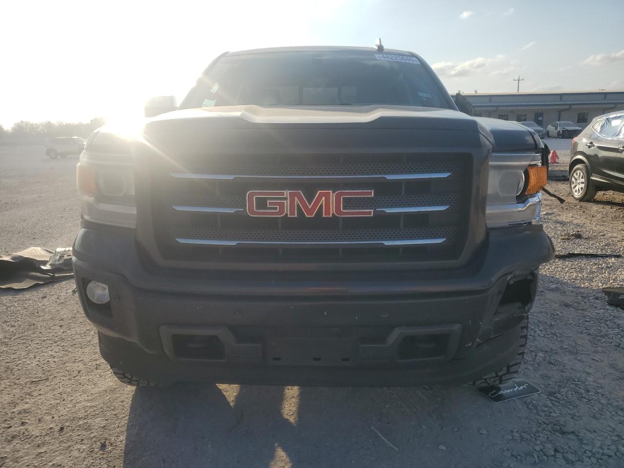 2015 GMC Sierra VIN 3GTU2VEC3FG122531 Copart auction photo, front end / side damage thumbnail 5