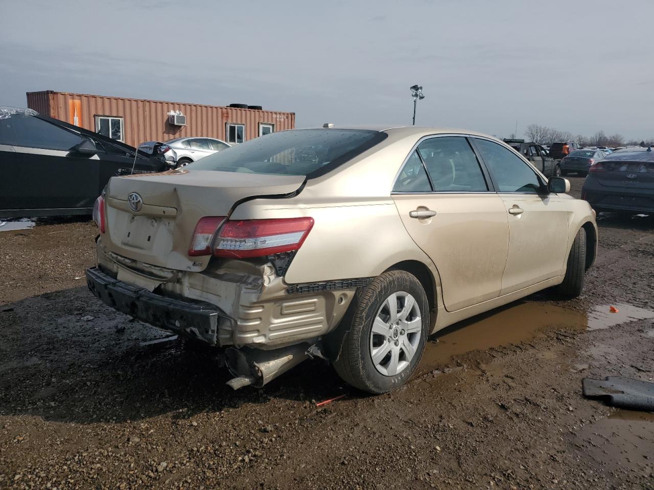 2010 Toyota Camry VIN 4T1BF3EK5AU029180 Copart auction photo, rear end / minor dent/scratches damage thumbnail 3