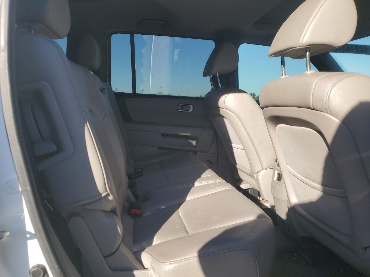 2014 Honda Pilot VIN 5FNYF4H56EB016382 Copart auction photo, front end / minor dent/scratches damage thumbnail 11