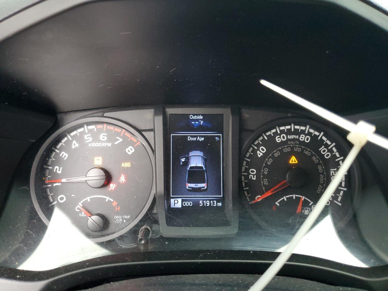 2018 Toyota Tacoma VIN 5TFAX5GN6JX121249 Copart auction photo, front end / rear end damage thumbnail 9