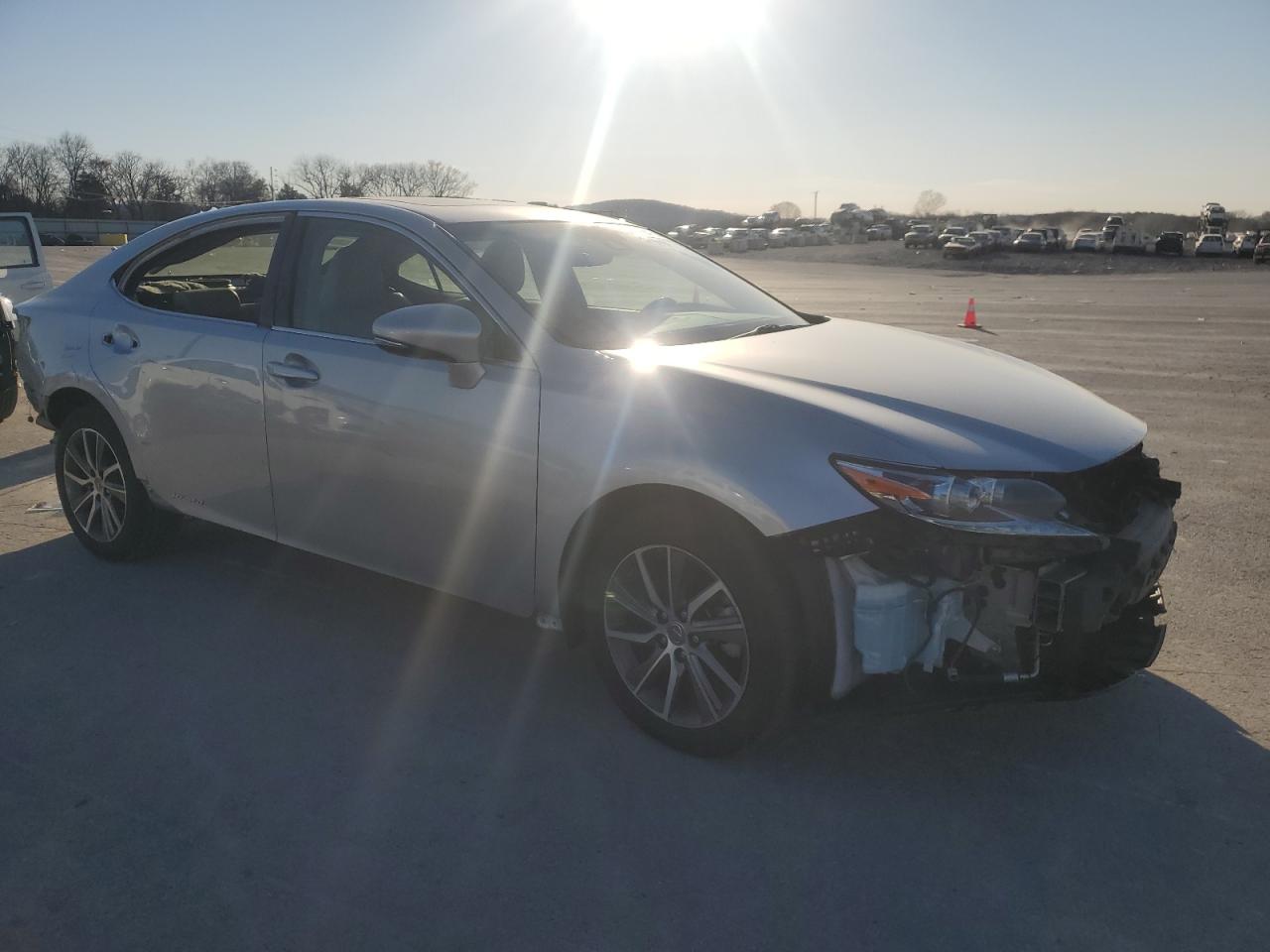2016 Lexus ES VIN JTHBW1GG7G2109911 Copart auction photo, rear end / front end damage thumbnail 4