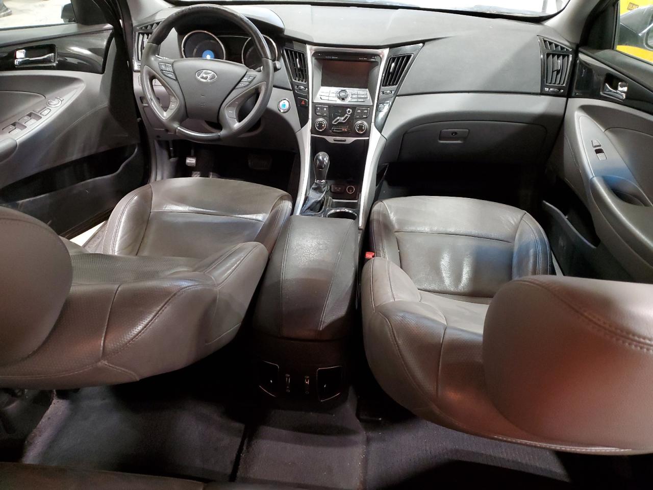 2011 Hyundai Sonata VIN 5NPEC4AC0BH117029 Copart auction photo, all over damage thumbnail 8