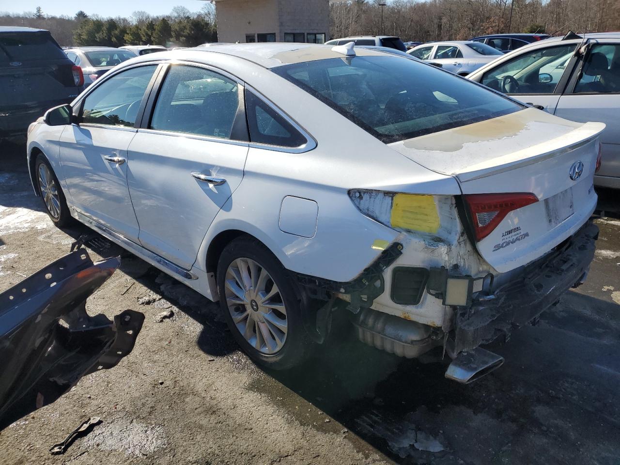 2015 Hyundai Sonata VIN 5NPE34AF8FH016580 Copart auction photo, rear end / minor dent/scratches damage thumbnail 2