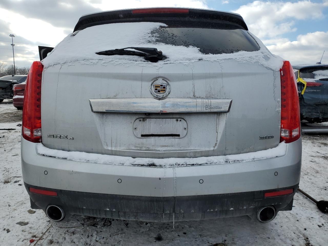 2015 Cadillac SRX VIN 3GYFNEE34FS640865 Copart auction photo, front end damage thumbnail 6