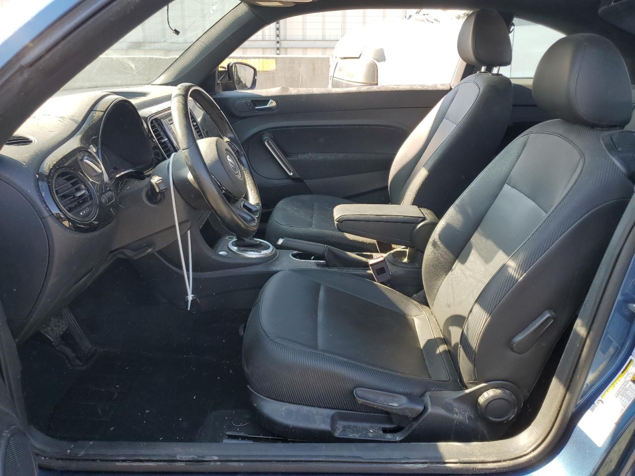 2018 Volkswagen Beetle VIN 3VWFD7AT4JM700857 Copart auction photo, top/roof / side damage thumbnail 7