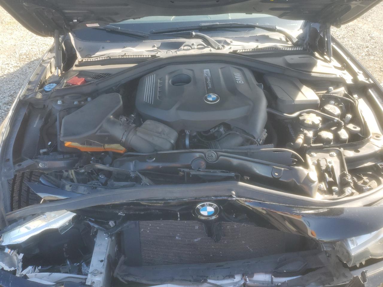 2017 BMW 3er VIN WBA8B9G59HNU49515 Copart auction photo, front end damage thumbnail 13