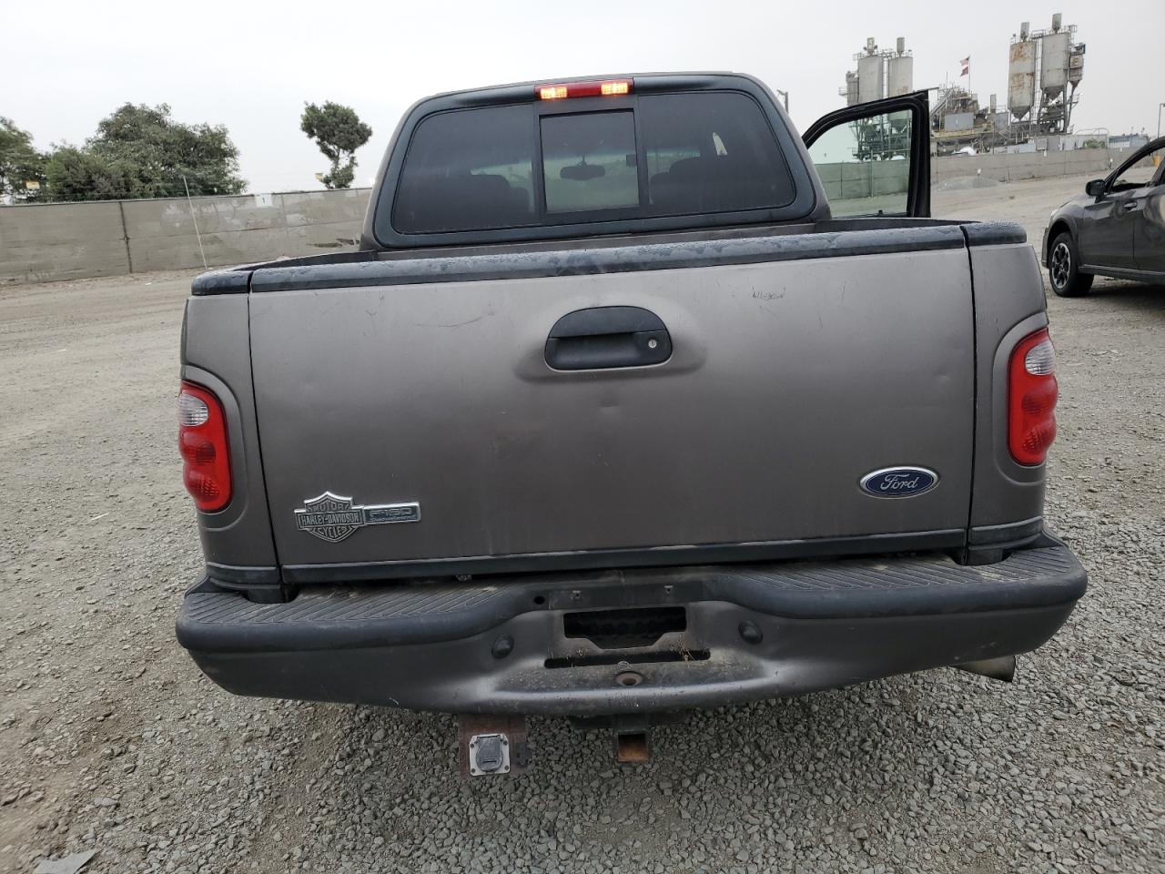 2002 Ford F-150 VIN 1FTRW07382KD74160 Copart auction photo, front end damage thumbnail 6