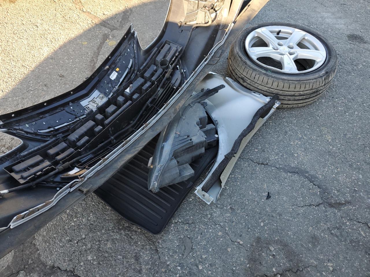 2016 Chevrolet Volt VIN 1G1RC6S51GU137597 Copart auction photo, front end / side damage thumbnail 12