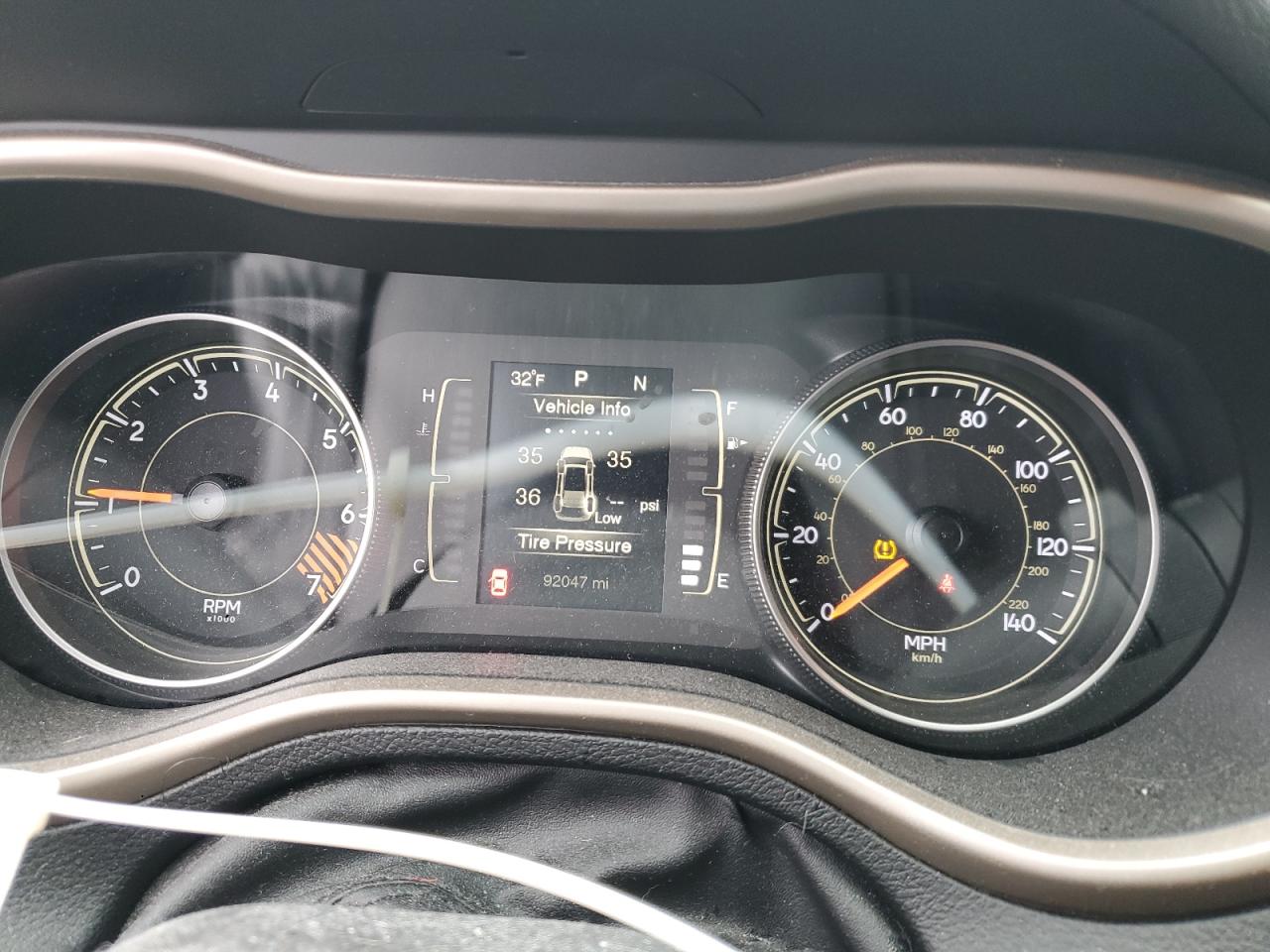 2015 Jeep Grand Cherokee VIN 1C4PJMCB6FW629848 Copart auction photo, side / front end damage thumbnail 9