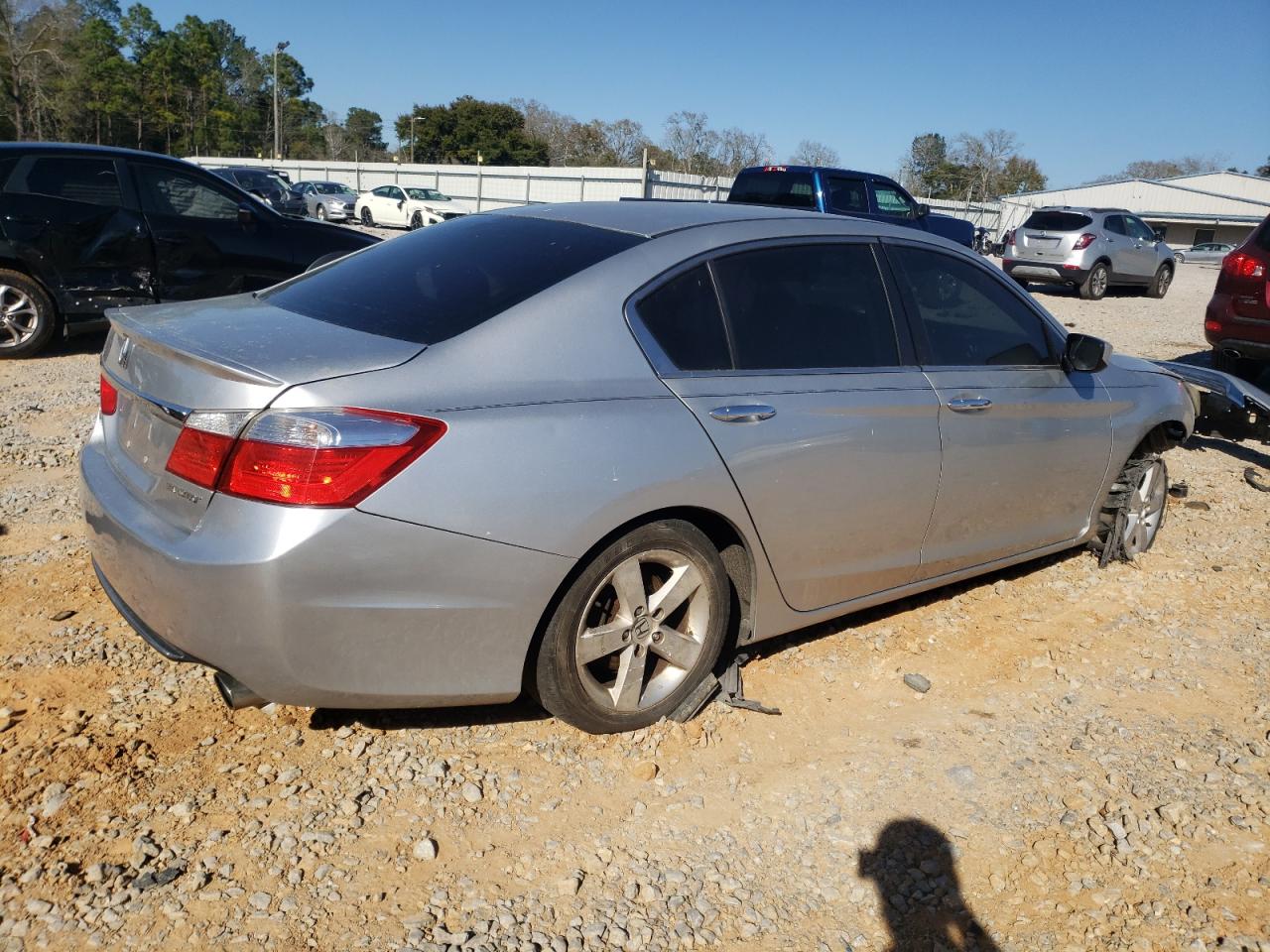 2014 Honda Accord VIN 1HGCR2F58EA187704 Copart auction photo, all over damage thumbnail 3