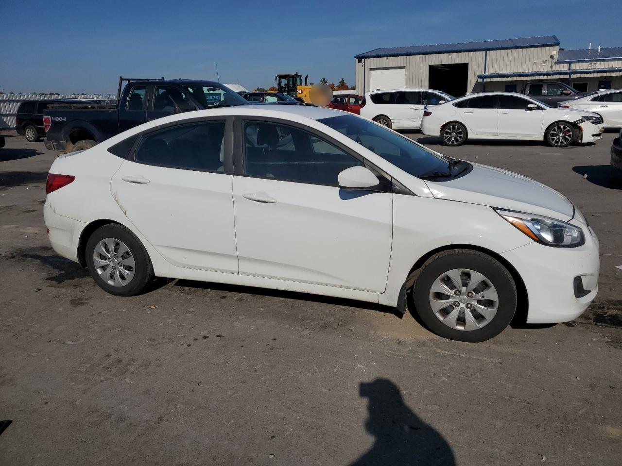 2016 Hyundai Accent VIN KMHCT4AE2GU149868 Copart auction photo, front end / side damage thumbnail 4
