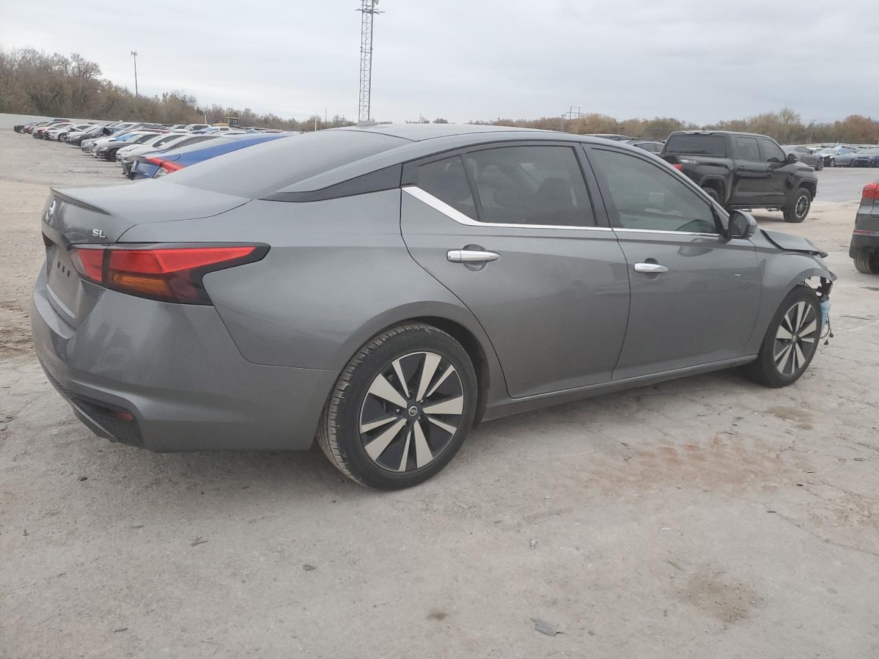 2019 Nissan Altima VIN 1N4BL4EV9KC229893 Copart auction photo, front end / minor dent/scratches damage thumbnail 3