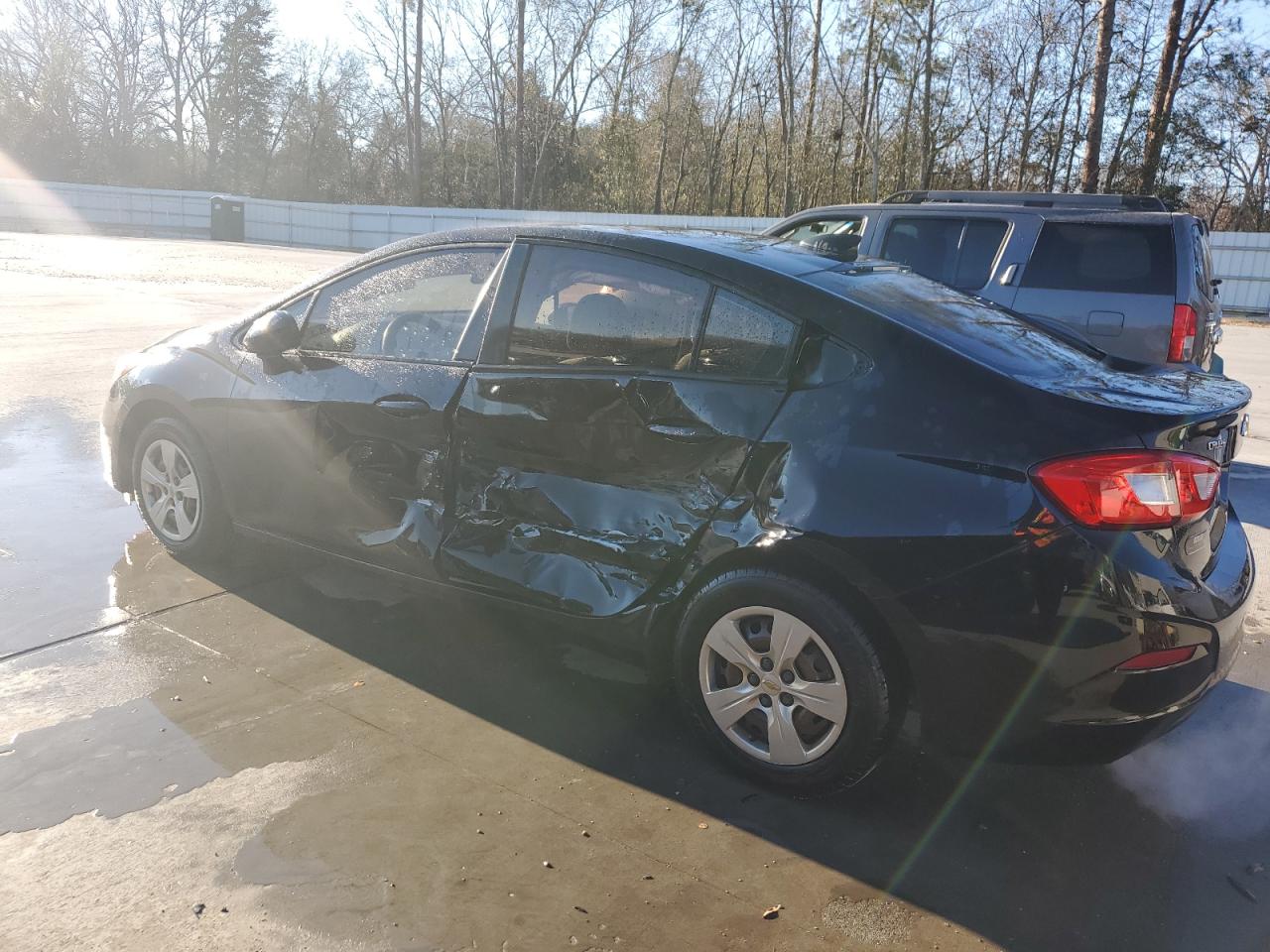 2018 Chevrolet Cruze VIN 1G1BC5SM6J7170684 Copart auction photo, side / minor dent/scratches damage thumbnail 2