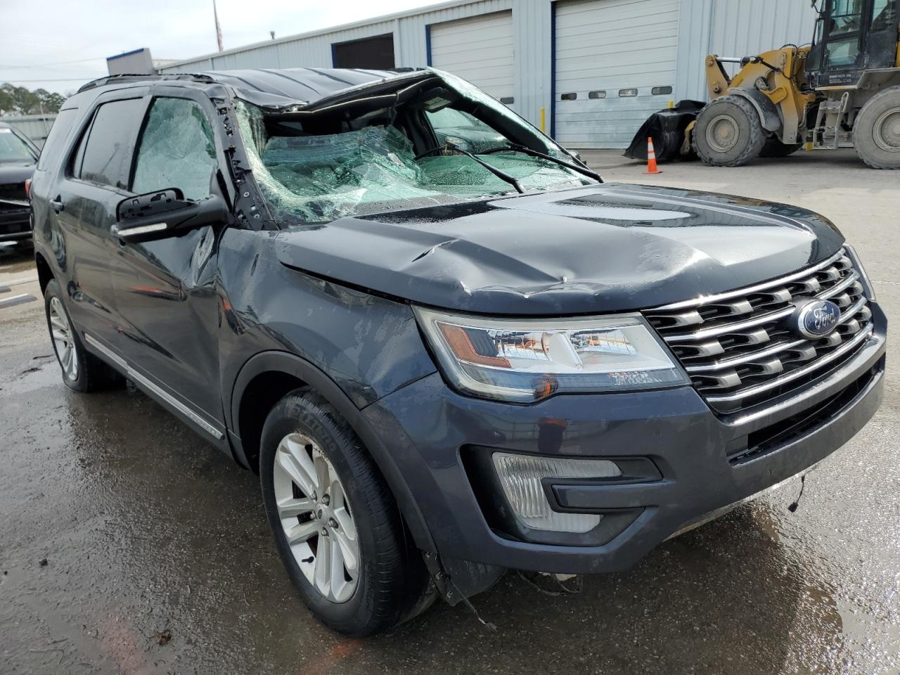 2017 Ford Explorer VIN 1FM5K7D86HGD97821 Copart auction photo, rollover damage thumbnail 4