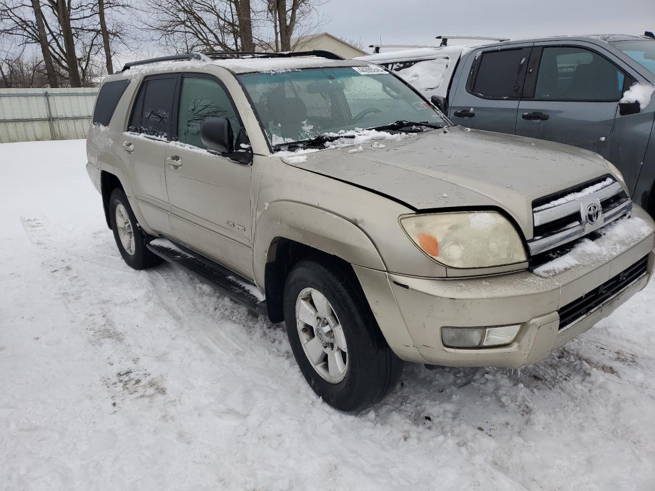 2005 Toyota 4Runner VIN JTEBU14R558051221 Copart auction photo, mechanical / minor dent/scratches damage thumbnail 4