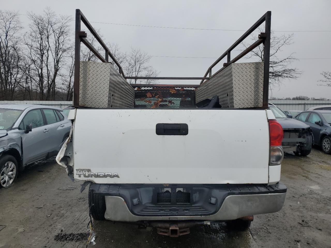 2008 Toyota Tundra VIN 5TFLU521X8X017153 Copart auction photo, side / rear end damage thumbnail 6