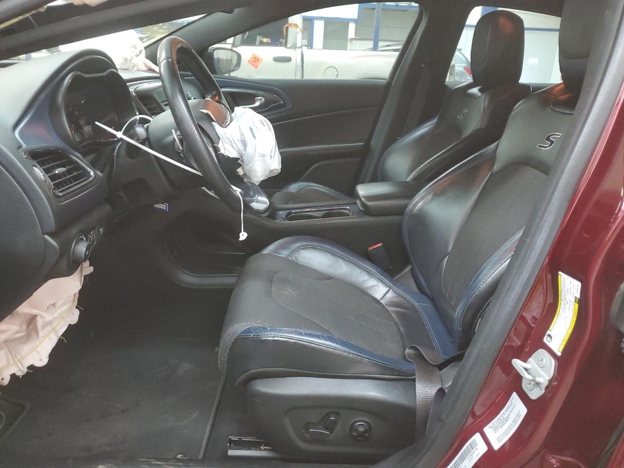 2015 Chrysler 200 VIN 1C3CCCDG9FN556739 Copart auction photo, front end damage thumbnail 7
