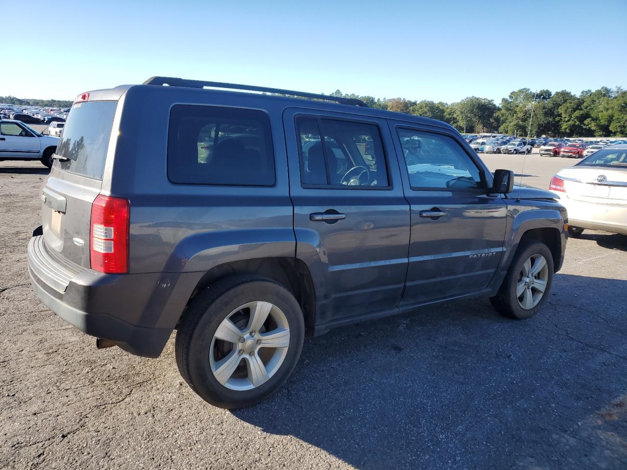 2017 Jeep Liberty (Patriot) VIN 1C4NJPFB0HD183327 Copart auction photo, front end damage thumbnail 3