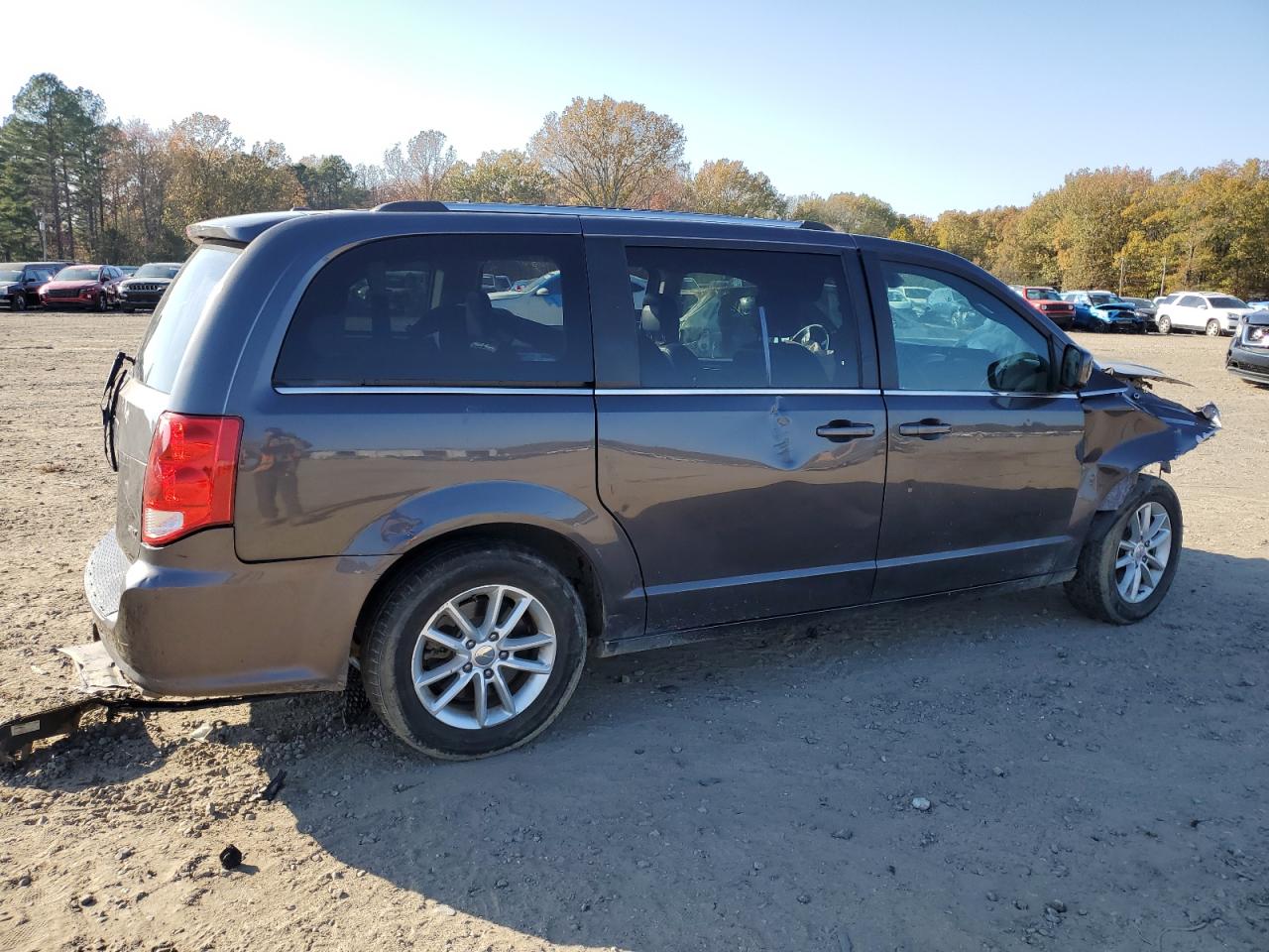 2020 Dodge Caravan VIN 2C4RDGCG5LR201433 Copart auction photo, all over damage thumbnail 3
