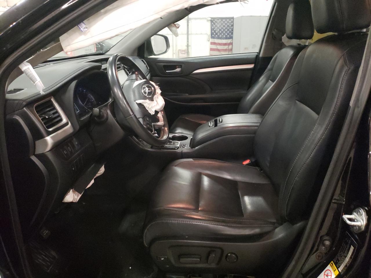 2018 Toyota Highlander VIN 5TDJZRFH7JS536650 Copart auction photo, front end damage thumbnail 7