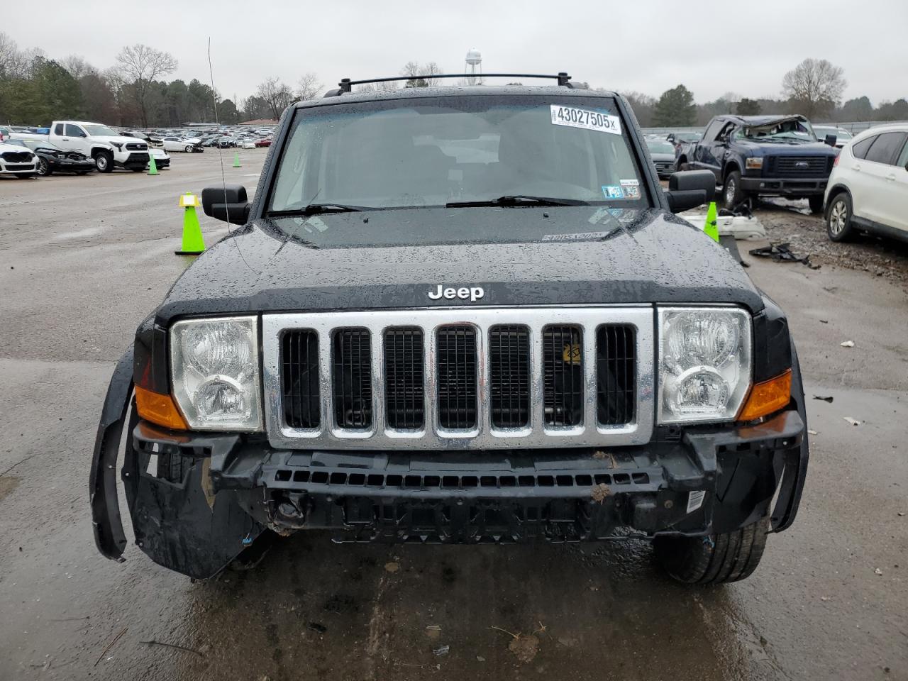 2010 Jeep Commander VIN 1J4RG4GK0AC128959 Copart auction photo, undercarriage / all over damage thumbnail 5
