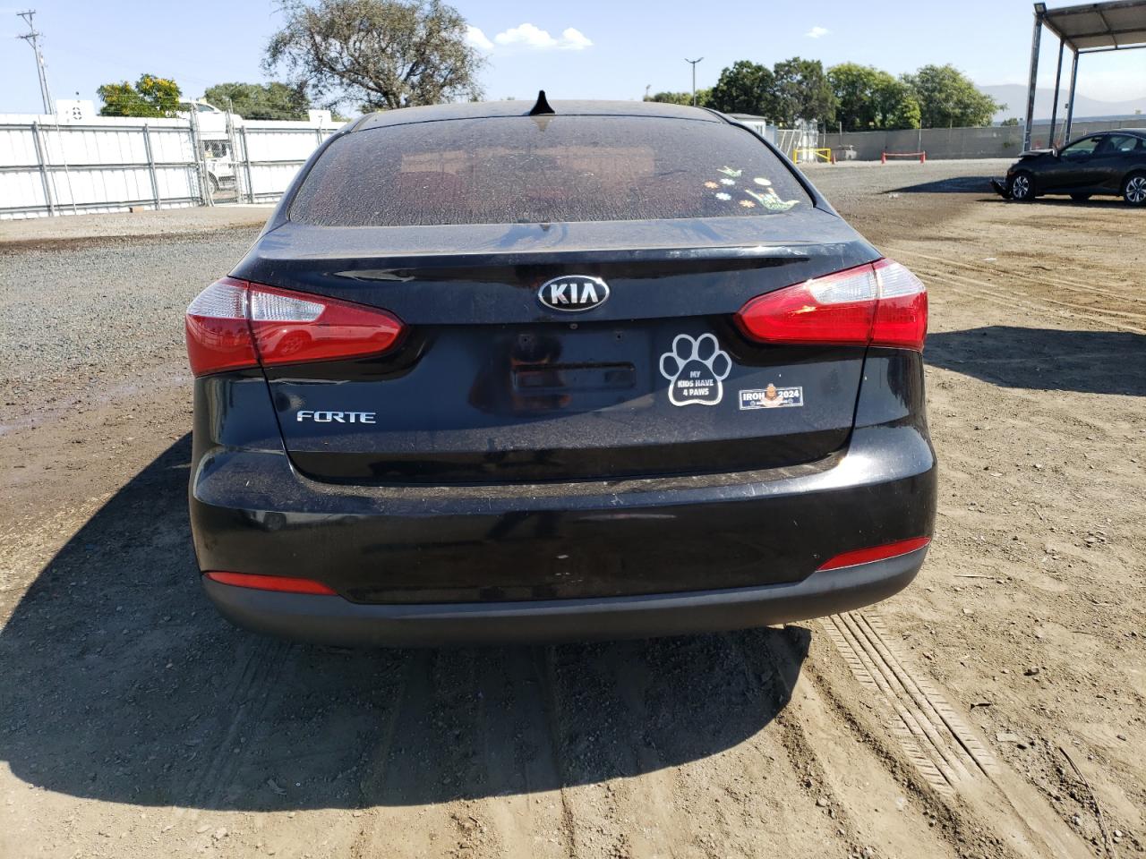 2016 KIA Forte VIN KNAFX4A66G5449063 Copart auction photo, all over damage thumbnail 6