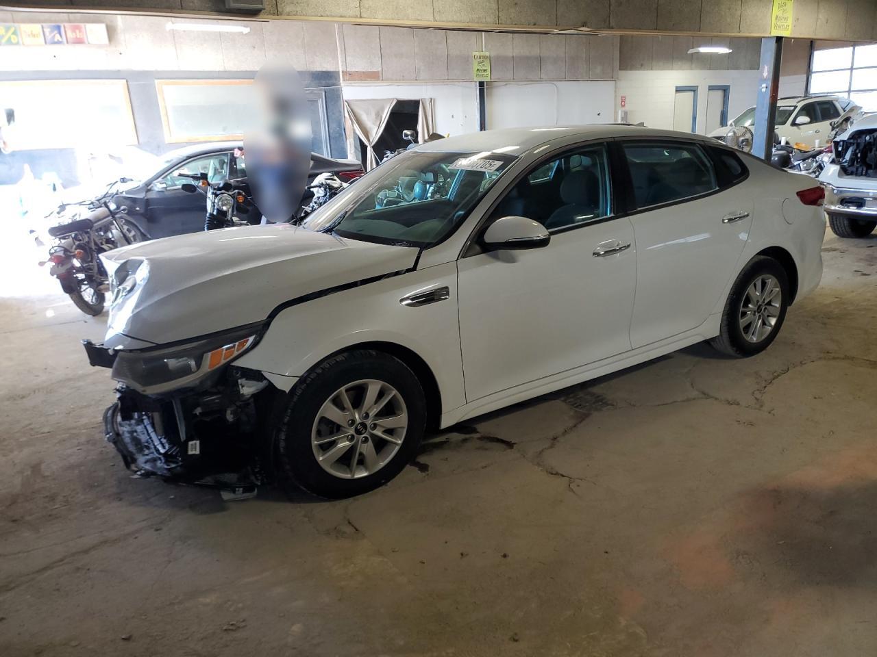 2018 KIA Optima VIN 5XXGT4L31JG179443