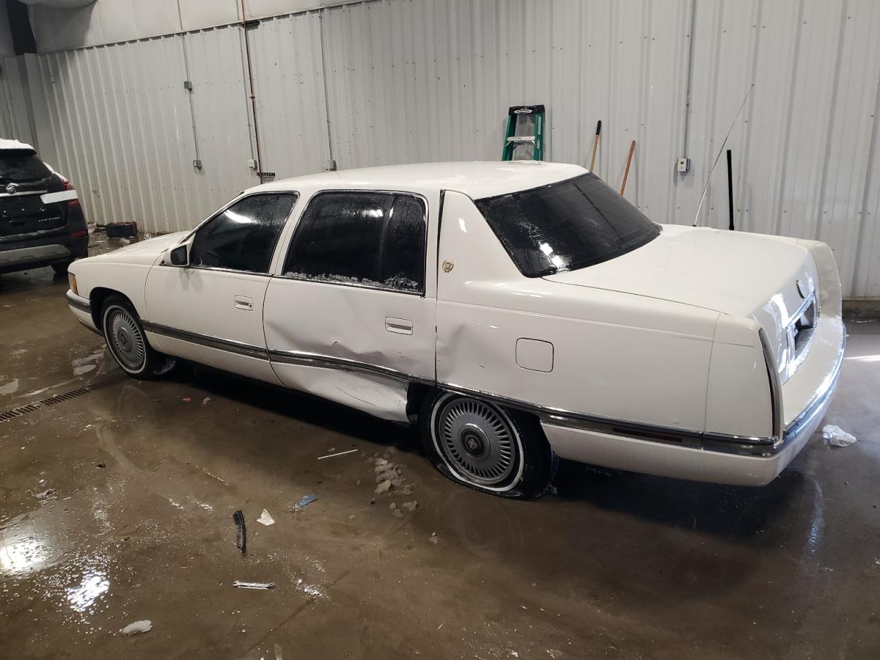 1994 Cadillac De Ville VIN 1G6KD52B5RU239576 Copart auction photo, side damage thumbnail 2