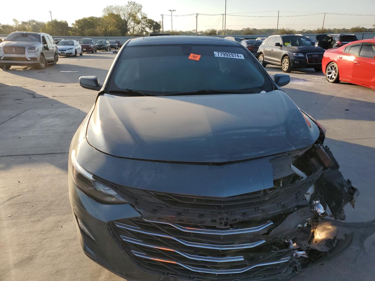 2019 Chevrolet Malibu VIN 1G1ZD5ST3KF140455 Copart auction photo, front end damage thumbnail 5
