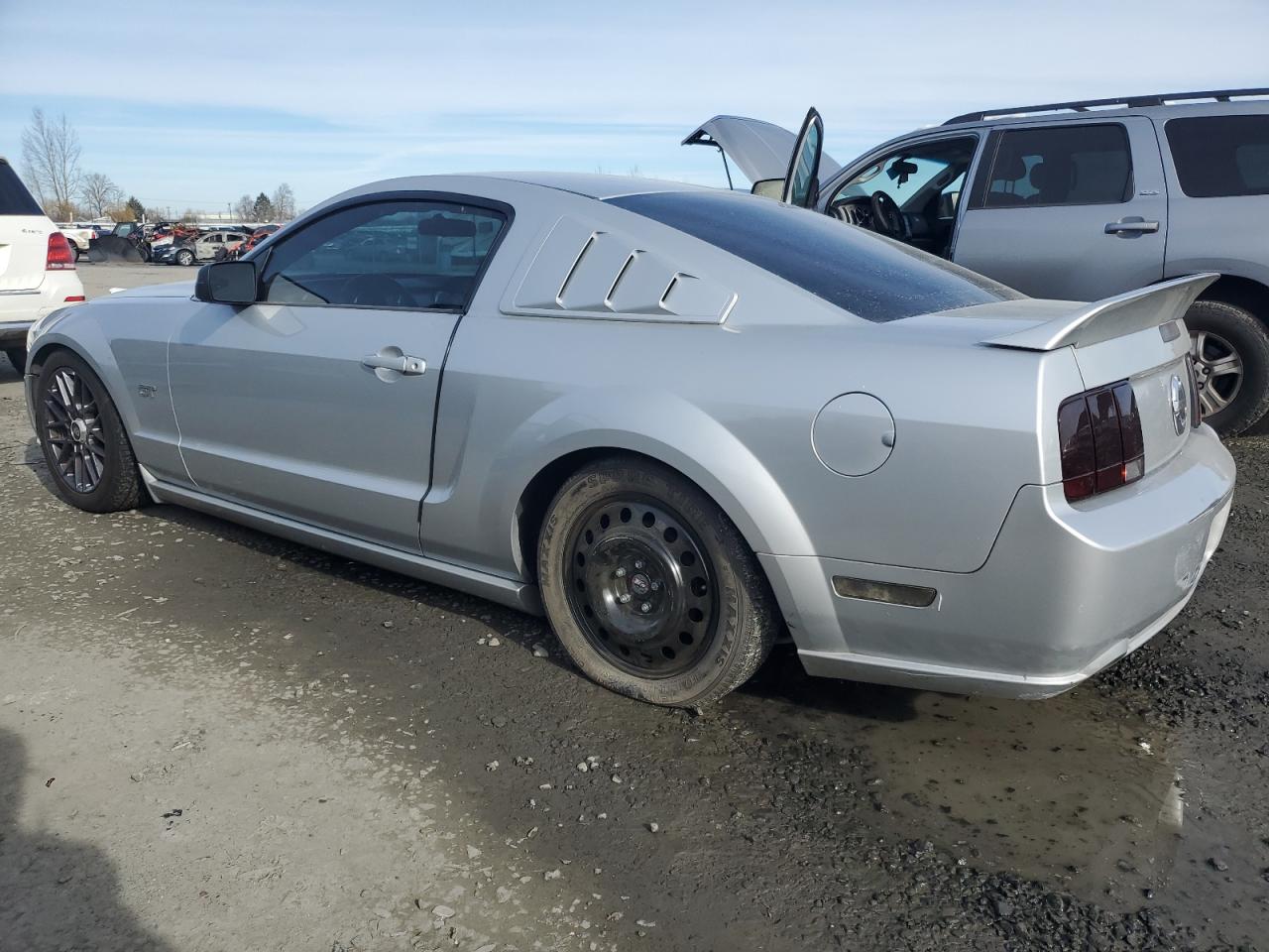 2005 Ford Mustang VIN 1ZVHT82H155211324 Copart auction photo, all over damage thumbnail 2