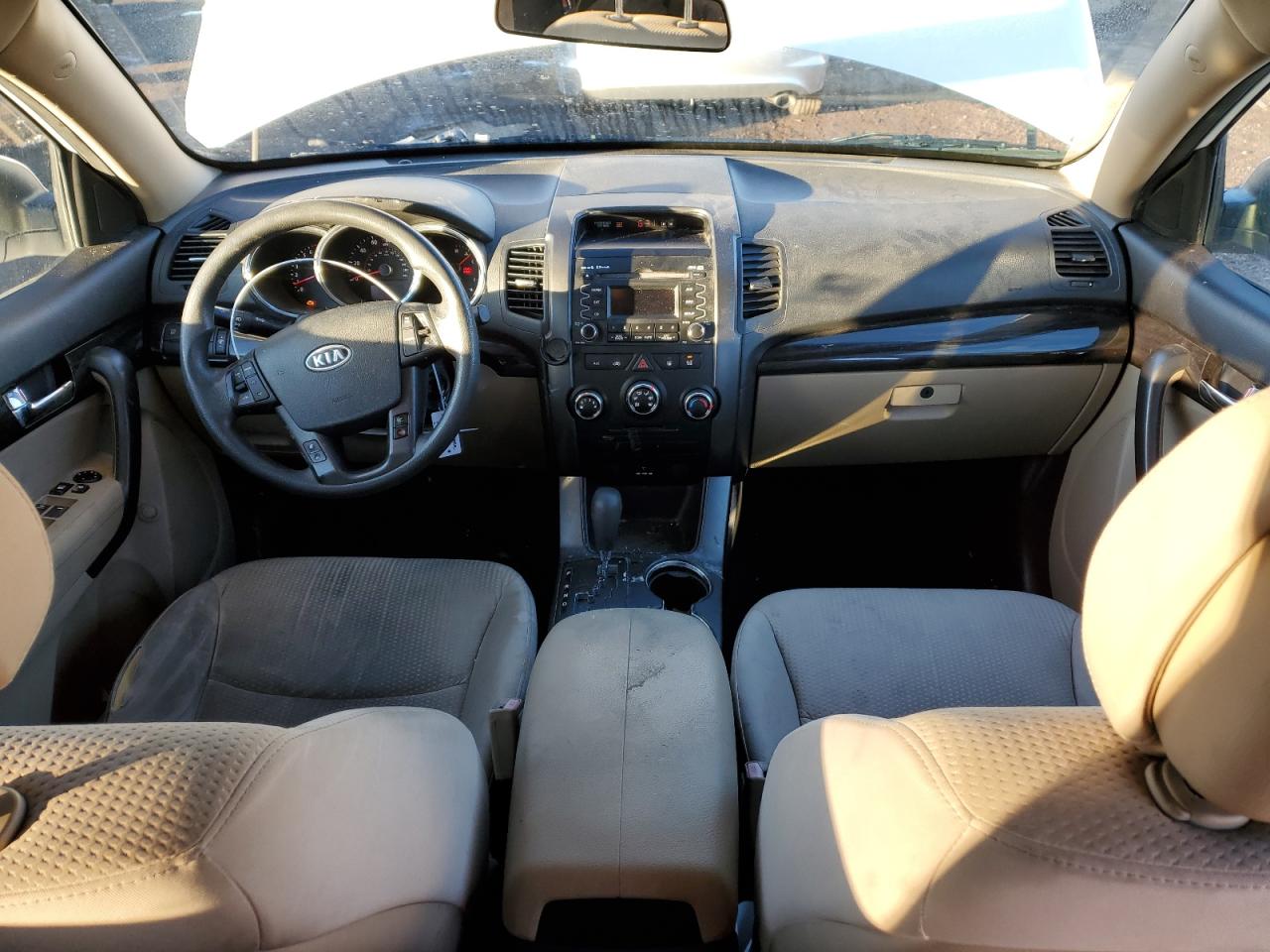 2011 KIA Sorento VIN 5XYKT4A2XBG117203 Copart auction photo, front end damage thumbnail 8