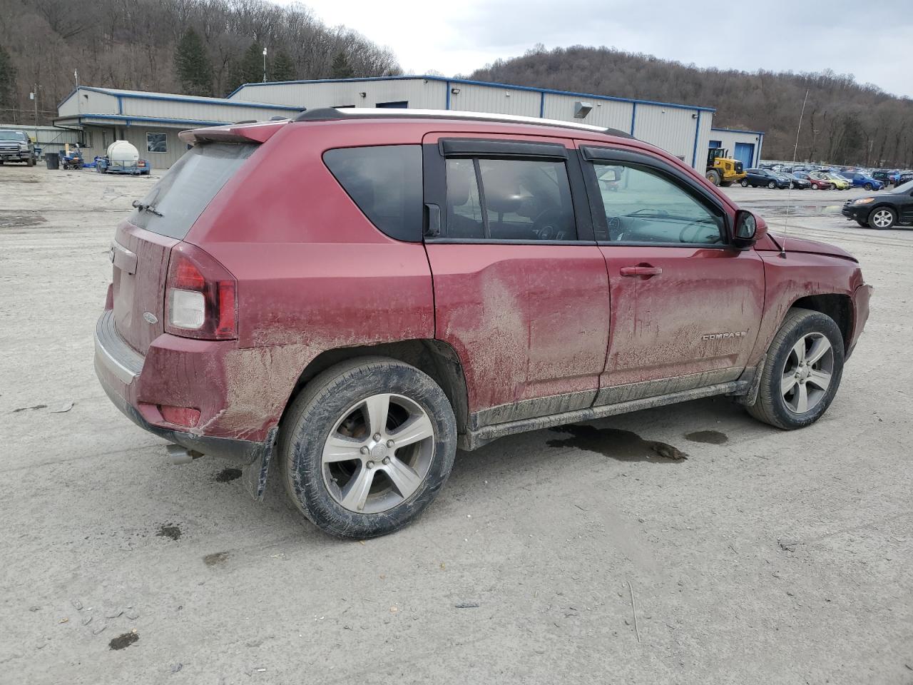 2016 Jeep Compass VIN 1C4NJDEBXGD768169 Copart auction photo, front end / side damage thumbnail 3