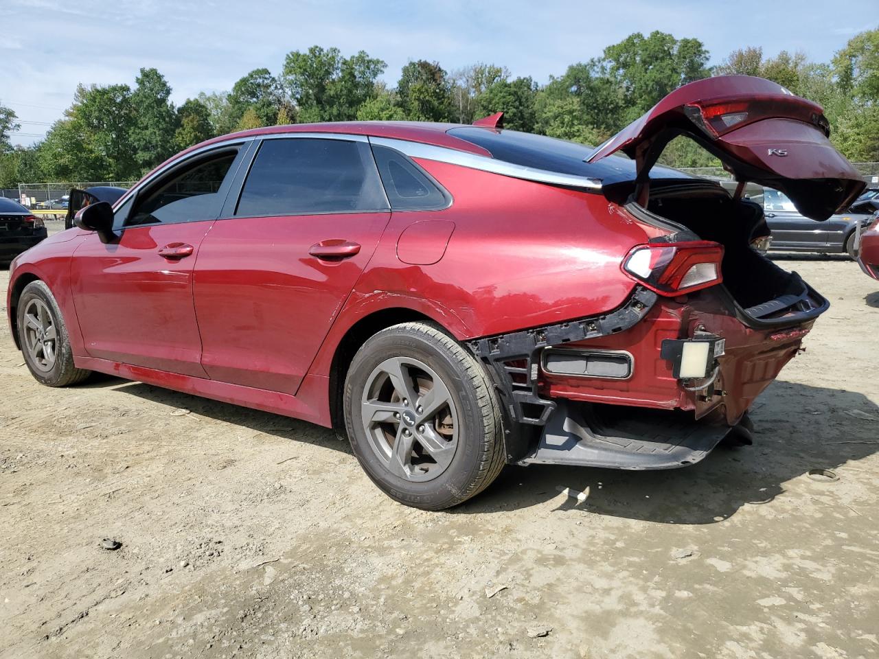 2022 KIA K5 VIN 5XXG14J21NG088761 Copart auction photo, rear end / undercarriage damage thumbnail 2