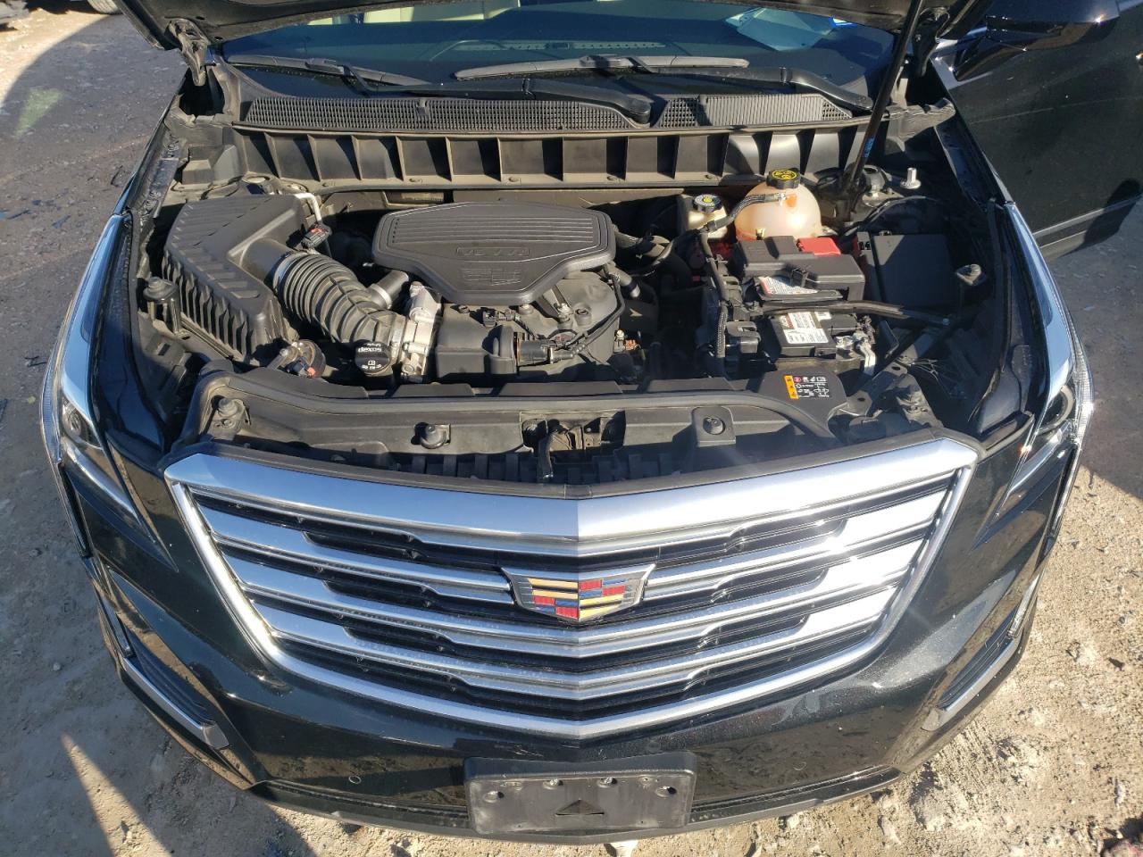 2018 Cadillac XT5 VIN 1GYKNCRS1JZ209514 Copart auction photo, rear end / side damage thumbnail 13