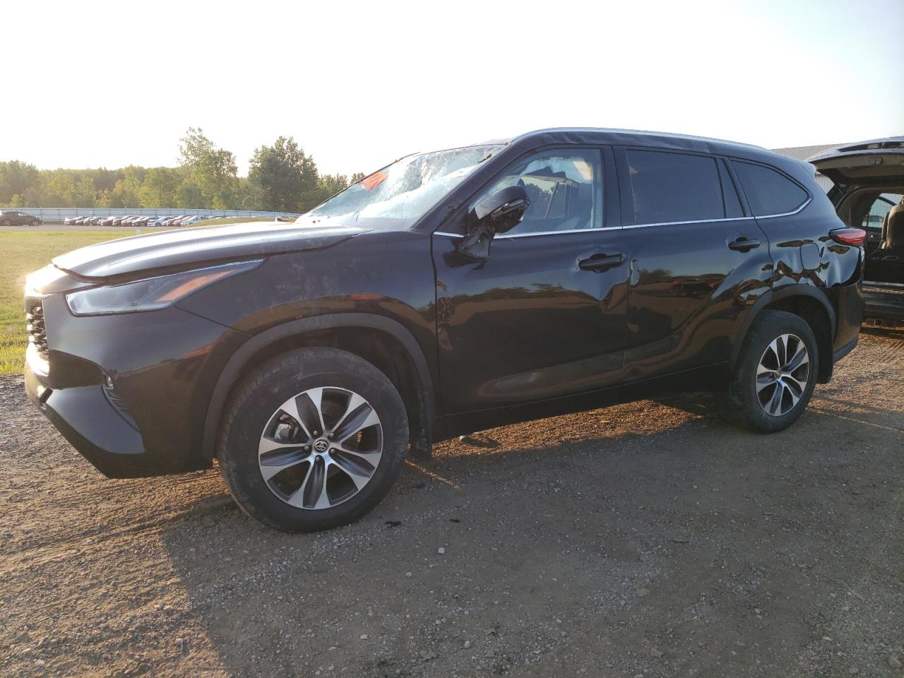2021 Toyota Highlander VIN 5TDGZRBH7MS140805
