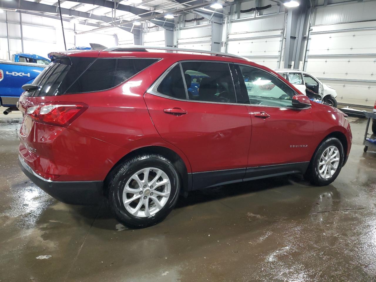 2020 Chevrolet Equinox VIN 3GNAXUEV1LS617598 Copart auction photo, front end damage thumbnail 3